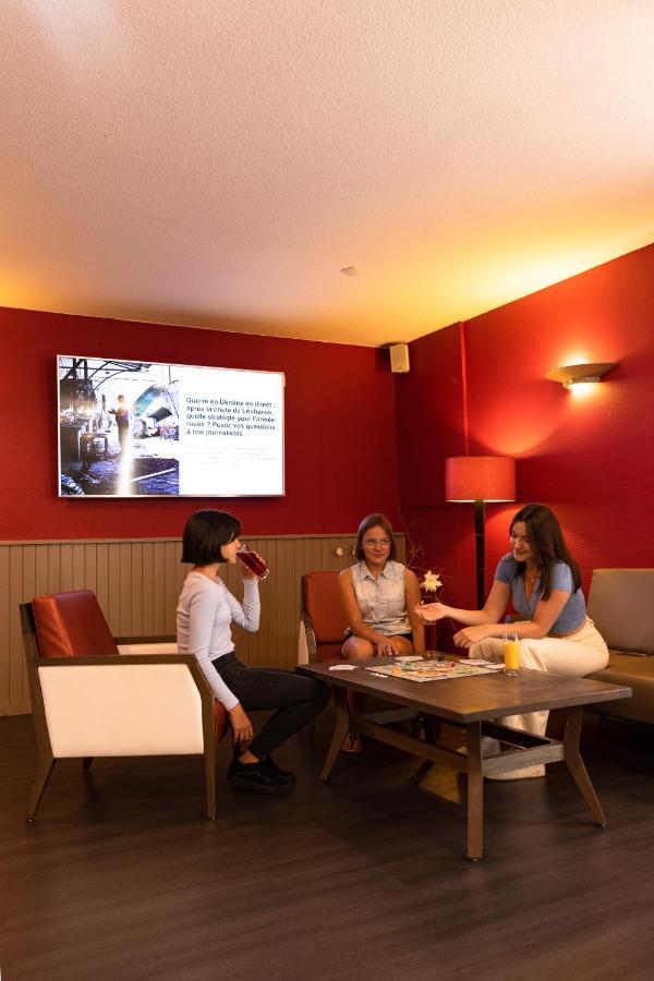 Hotel Ibis Autun Bagian luar foto