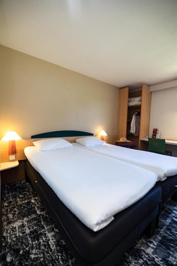 Hotel Ibis Autun Bagian luar foto