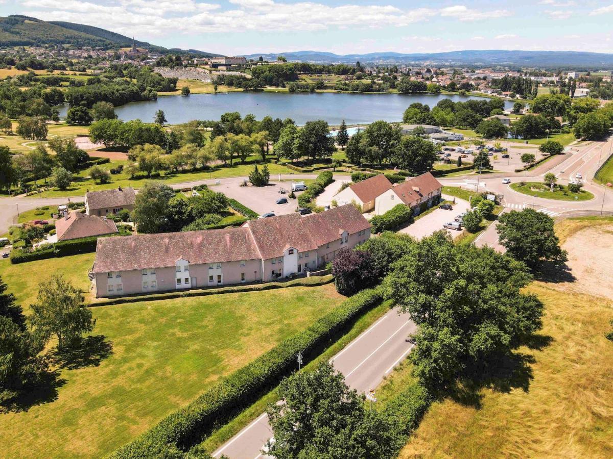 Hotel Ibis Autun Bagian luar foto